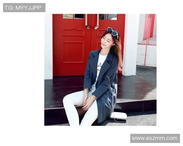 郭艾伦亲密依偎美女曝光身高超170白皙甜美展现御姐风范